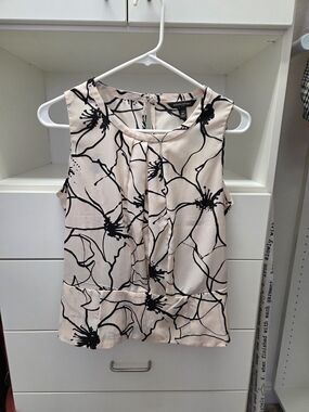 Banana Republic Pink Floral Sleeveless Blouse